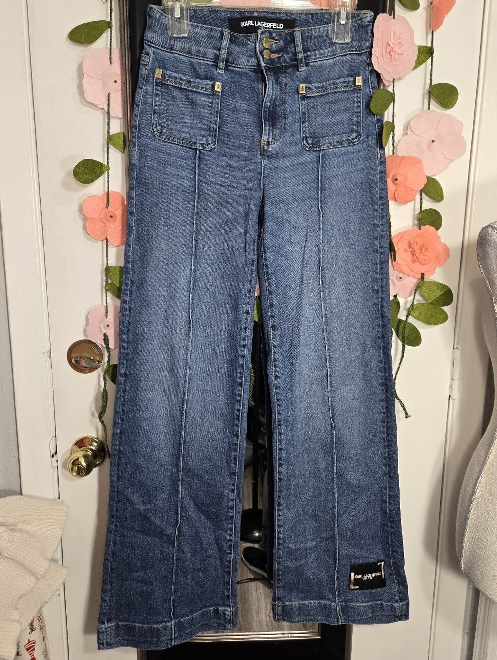 Karl Lagerfeld Women's Wide Leg Jeans Cropped With Logo On Hem Sz 0 - Picture 2 of 12